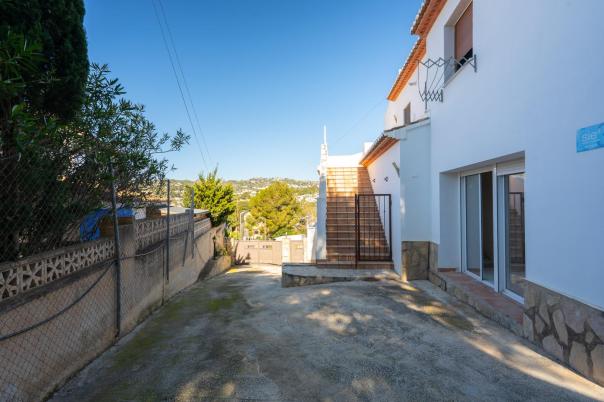 3 bed commercial_premises in Benissa