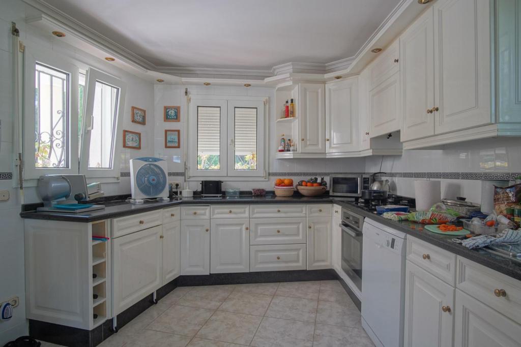 4 bed villa in Denia