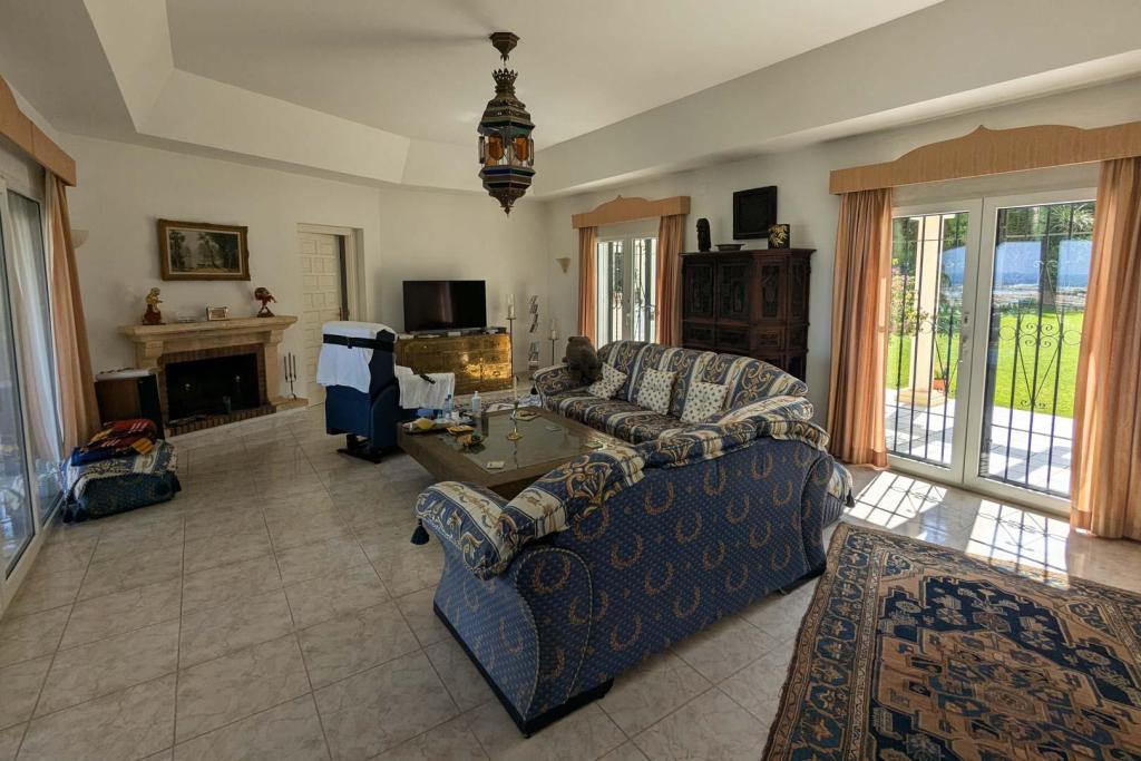 4 bed villa in Denia