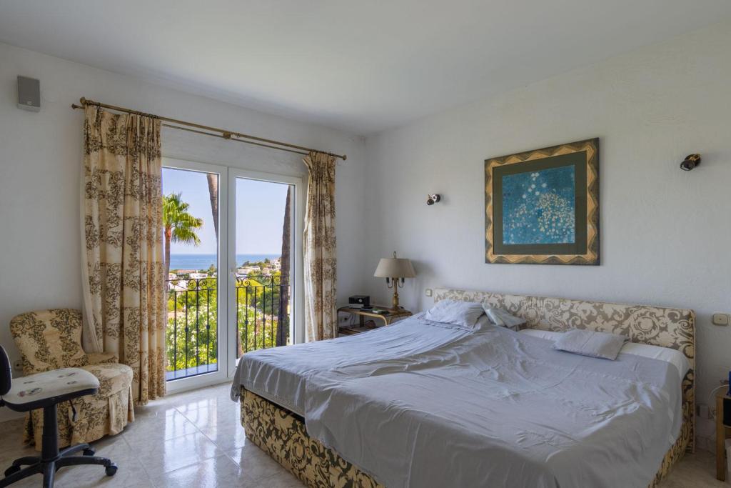 4 bed villa in Denia