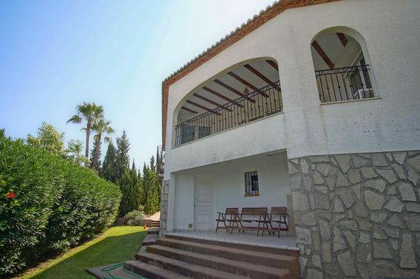 4 bed villa in Denia