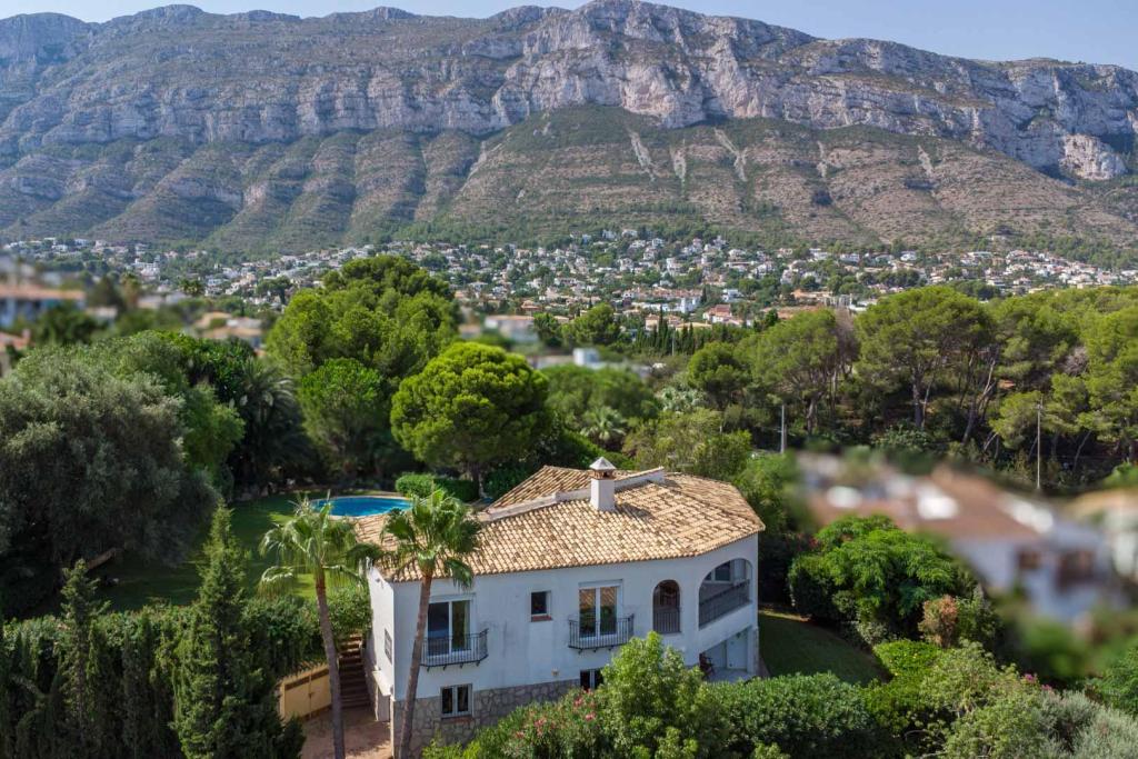 4 bed villa in Denia