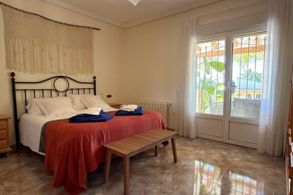 5 bed villa in Benissa