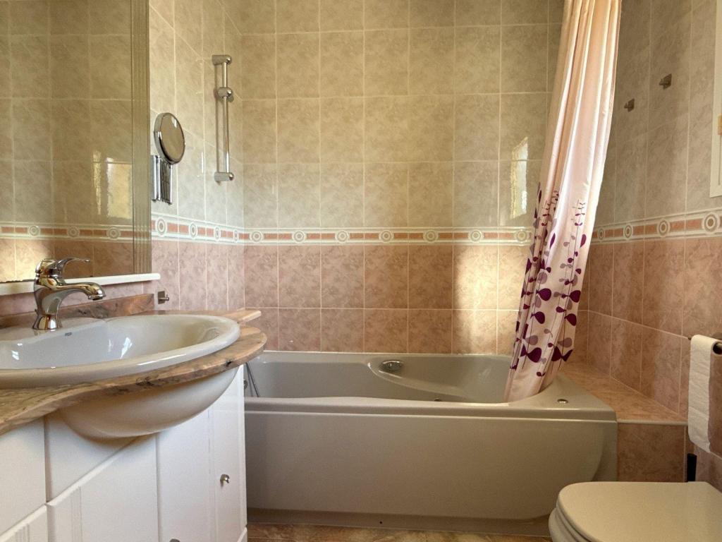 5 bed villa in Benissa