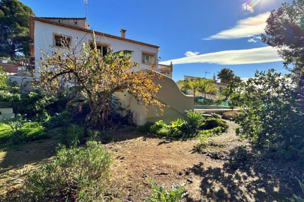 5 bed villa in Benissa