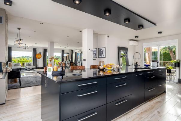 6 bed villa in La Nucía