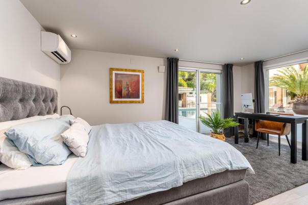 6 bed villa in La Nucía