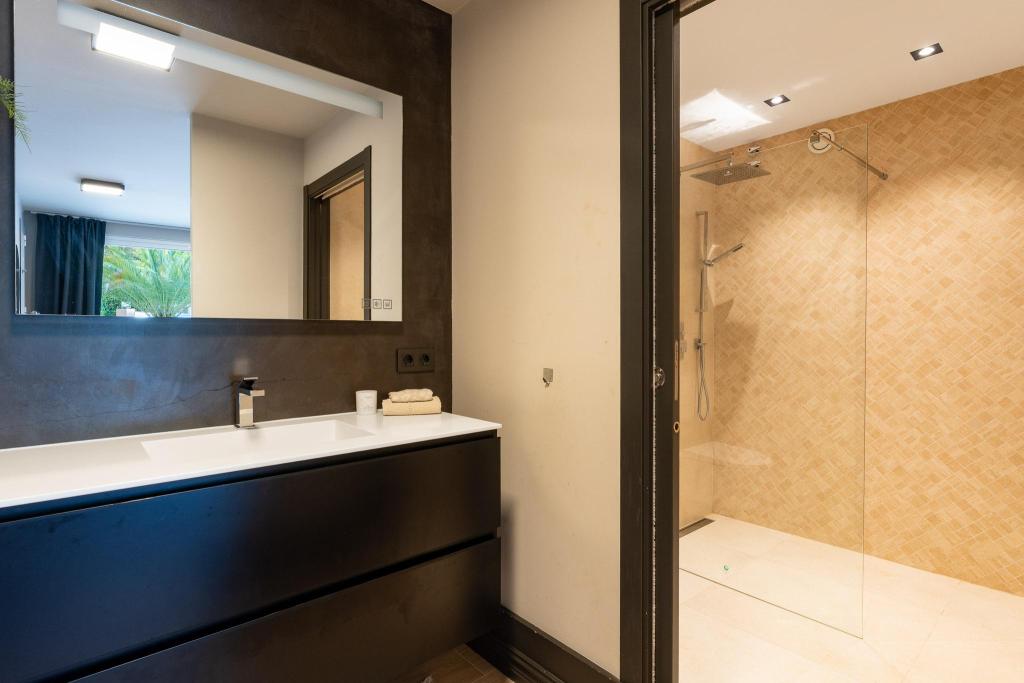 6 bed villa in La Nucía