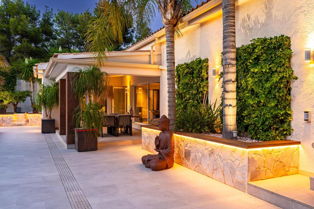 6 bed villa in La Nucía