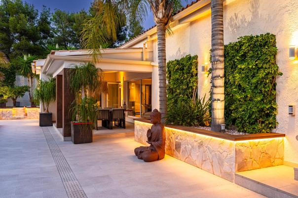 6 bed villa in La Nucía