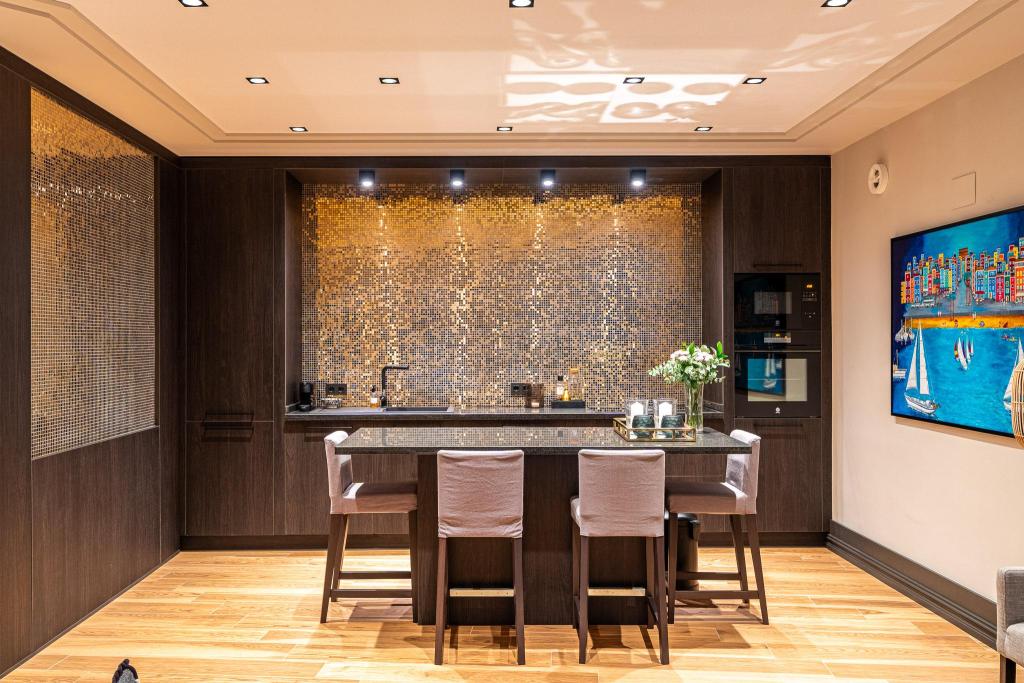 6 bed villa in La Nucía