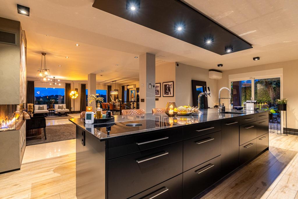 6 bed villa in La Nucía