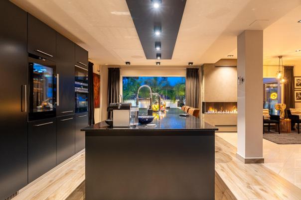 6 bed villa in La Nucía