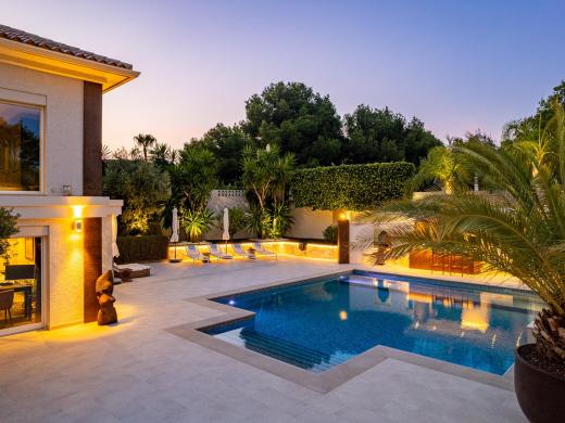 6 bed villa in La Nucía