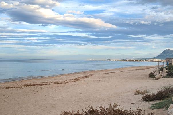 plot in Denia