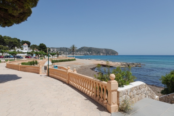 commercial in Moraira