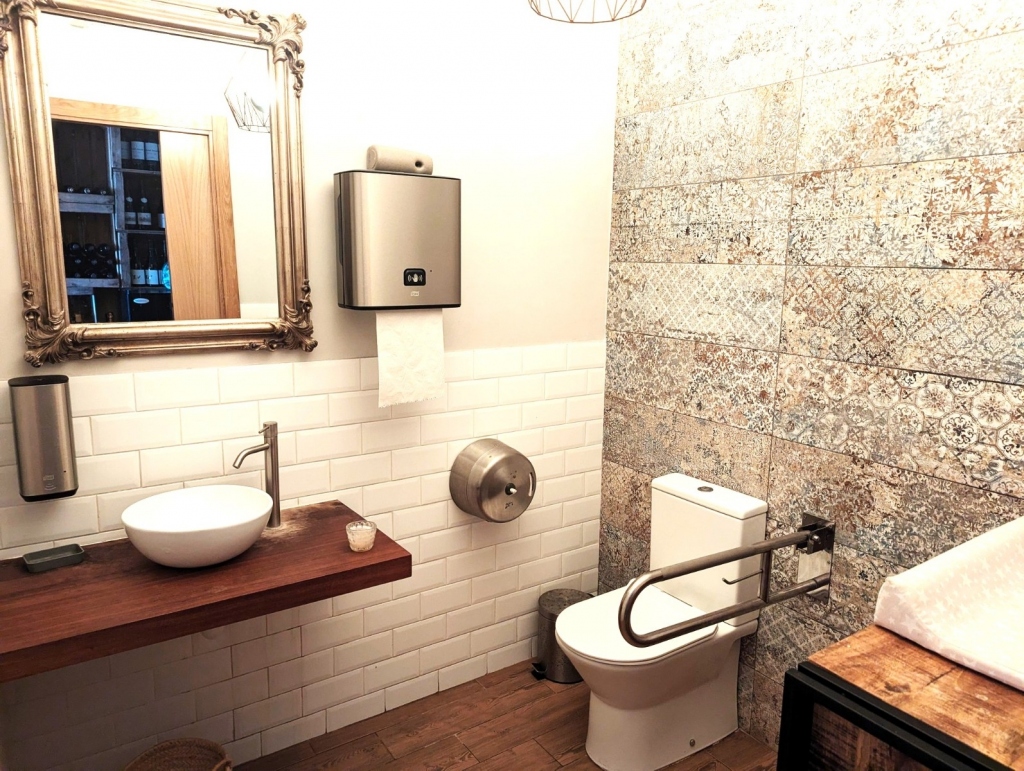 commercial in Moraira