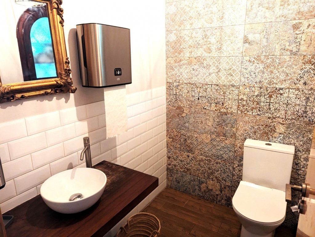 commercial in Moraira