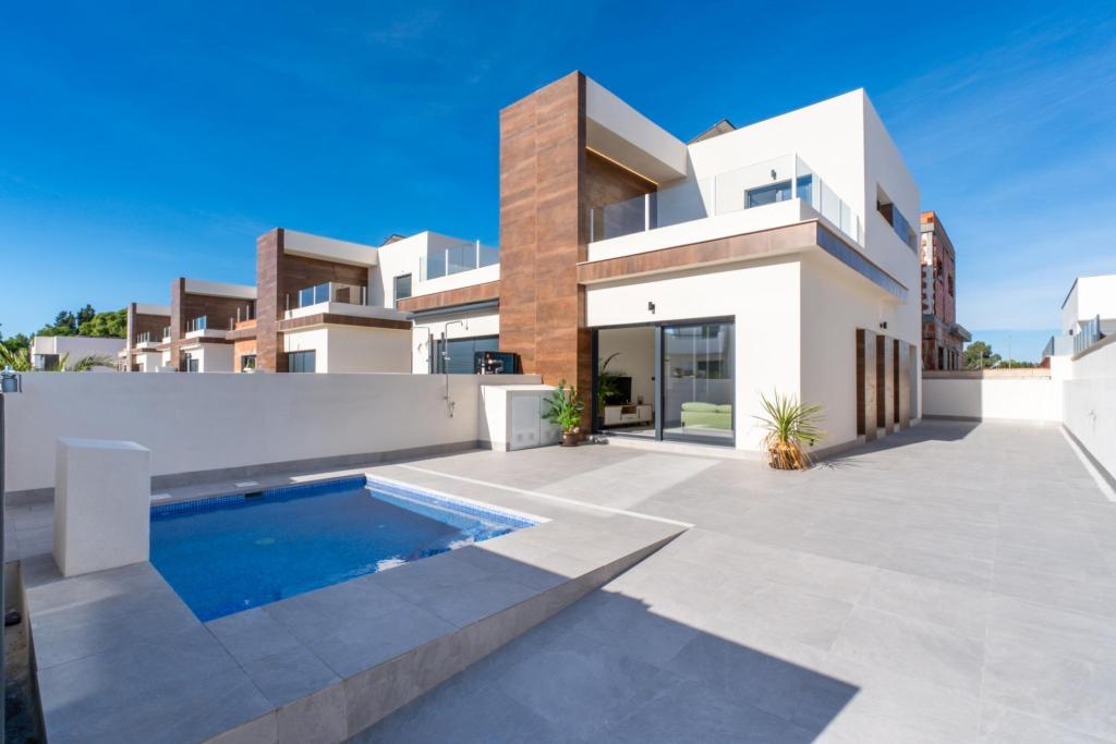 3 bed villa in Daya Nueva