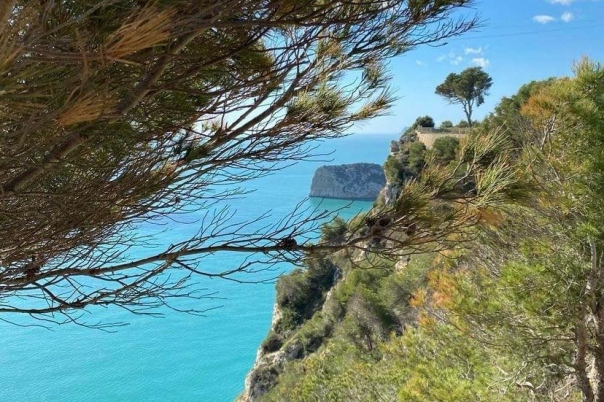 Miradores de Javea: Guide to the Viewpoints of Javea