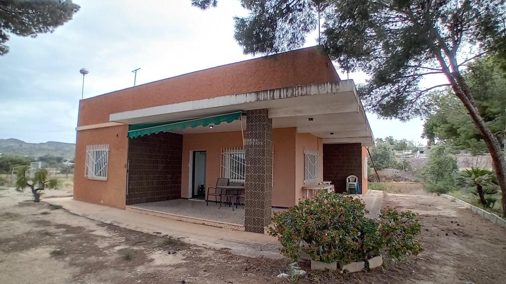 3 bed country house in Elche/Elx