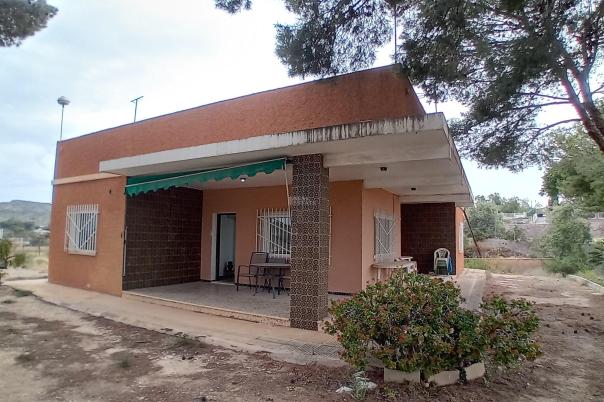 3 bed country house in Elche/Elx