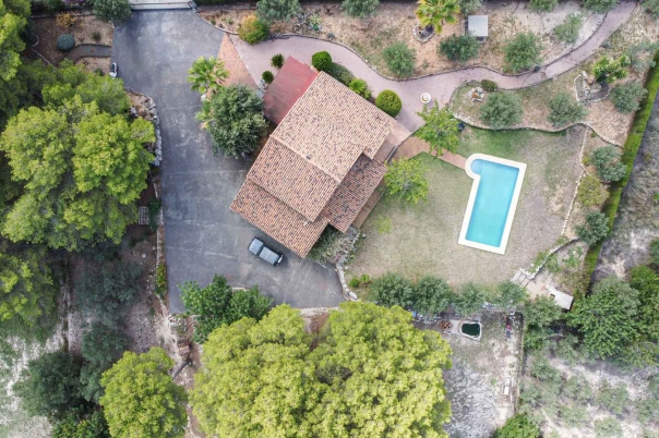 4 bed villa in Orba