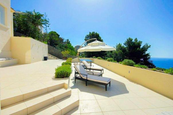 4 bed villa in Altea