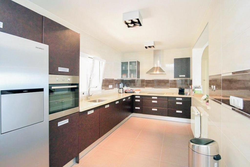 4 bed villa in Altea