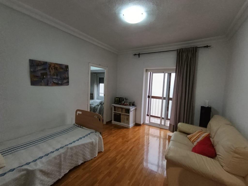 4 bed apartment in Alicante