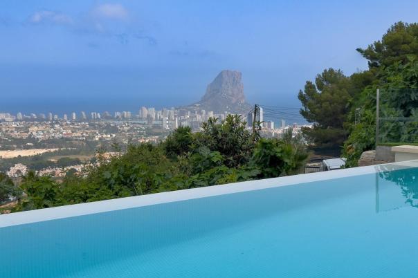 5 bed casa / chalet in Calpe / Calp