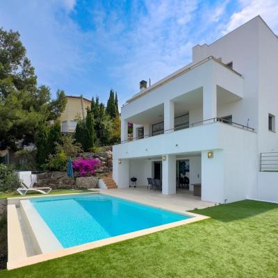 5 bed casa / chalet in Calpe