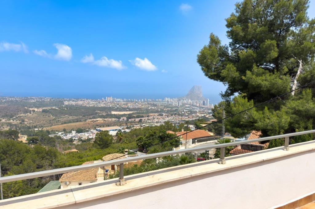 5 bed casa / chalet in Calpe / Calp