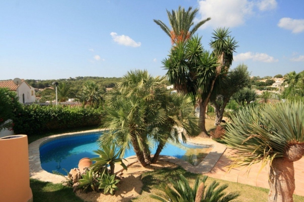 4 bed casa / chalet in Moraira