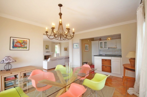 4 bed casa / chalet in Moraira