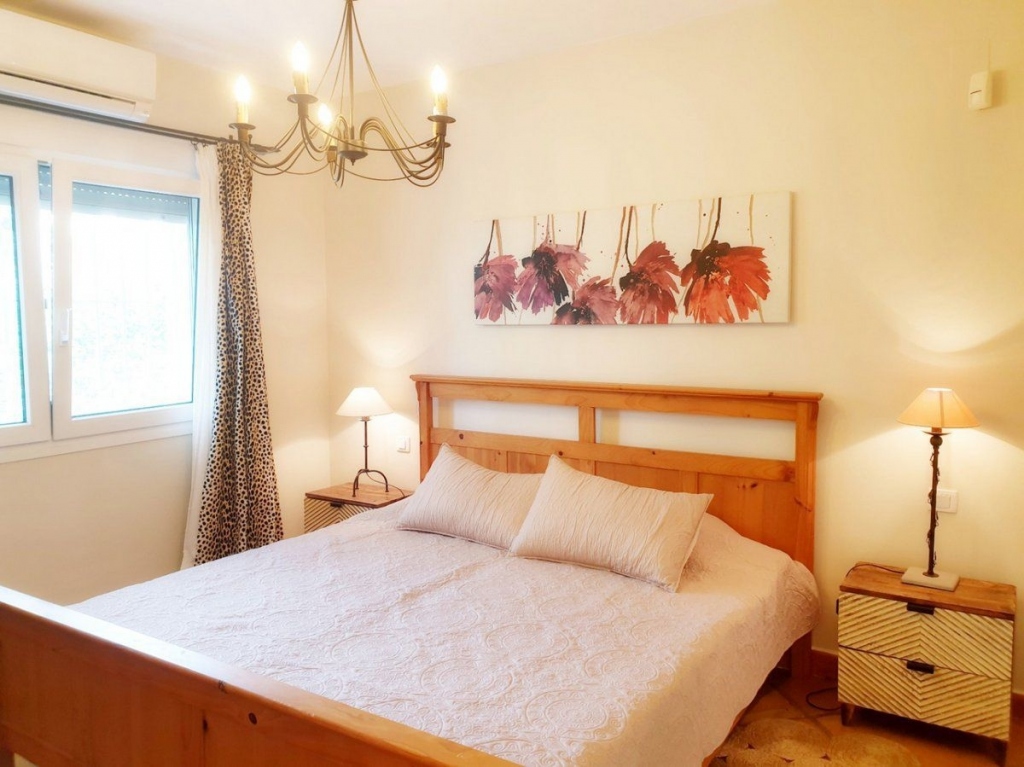 4 bed casa / chalet in Moraira