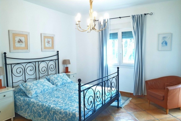 4 bed casa / chalet in Moraira