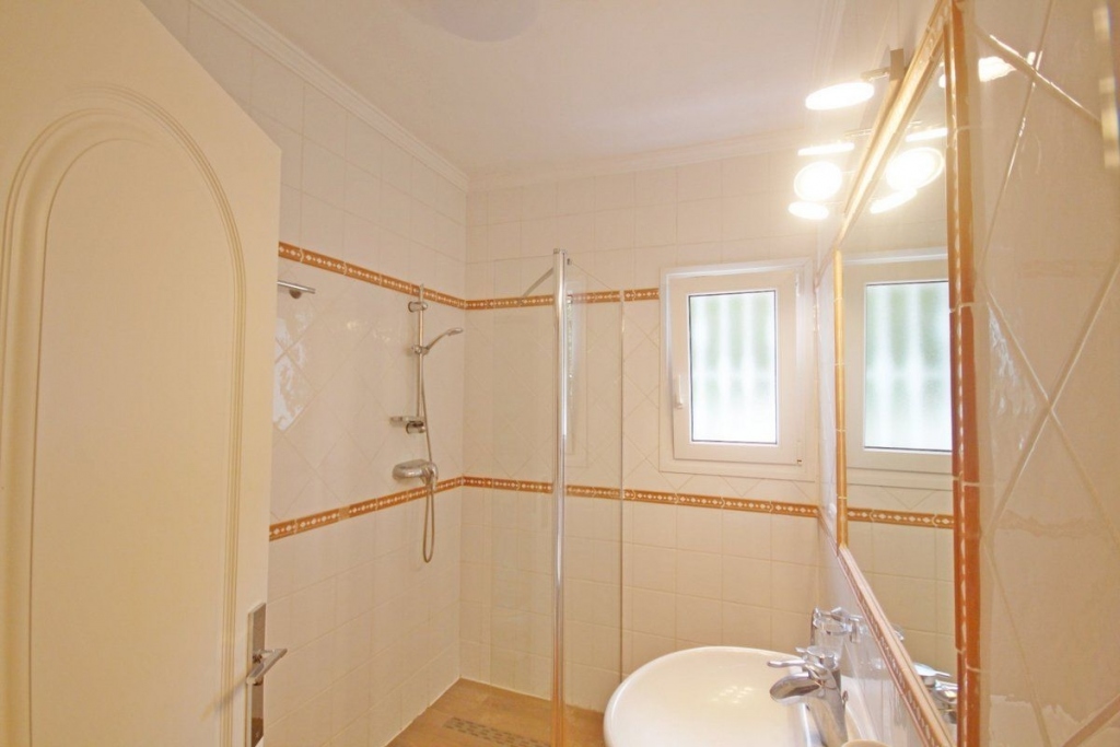 4 bed casa / chalet in Moraira