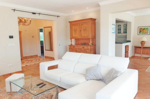 4 bed casa / chalet in Moraira