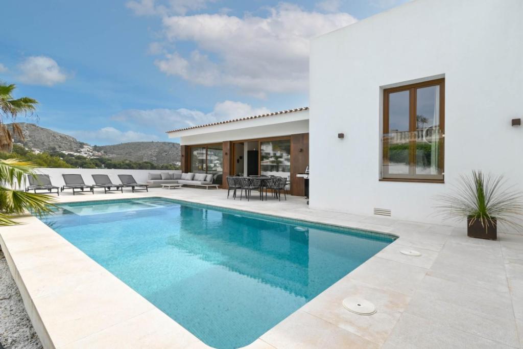 4 bed villa in Moraira