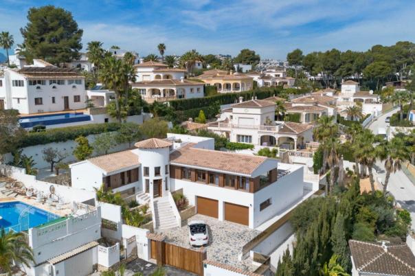 4 bed villa in Moraira