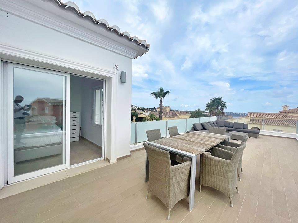 5 bed villa in Benitachell