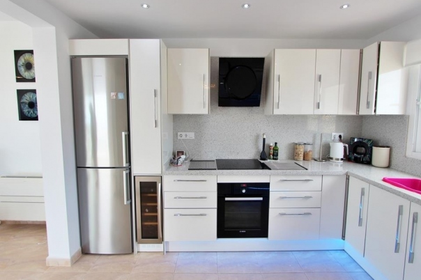 5 bed villa in Benitachell