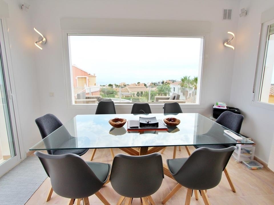 5 bed villa in Benitachell