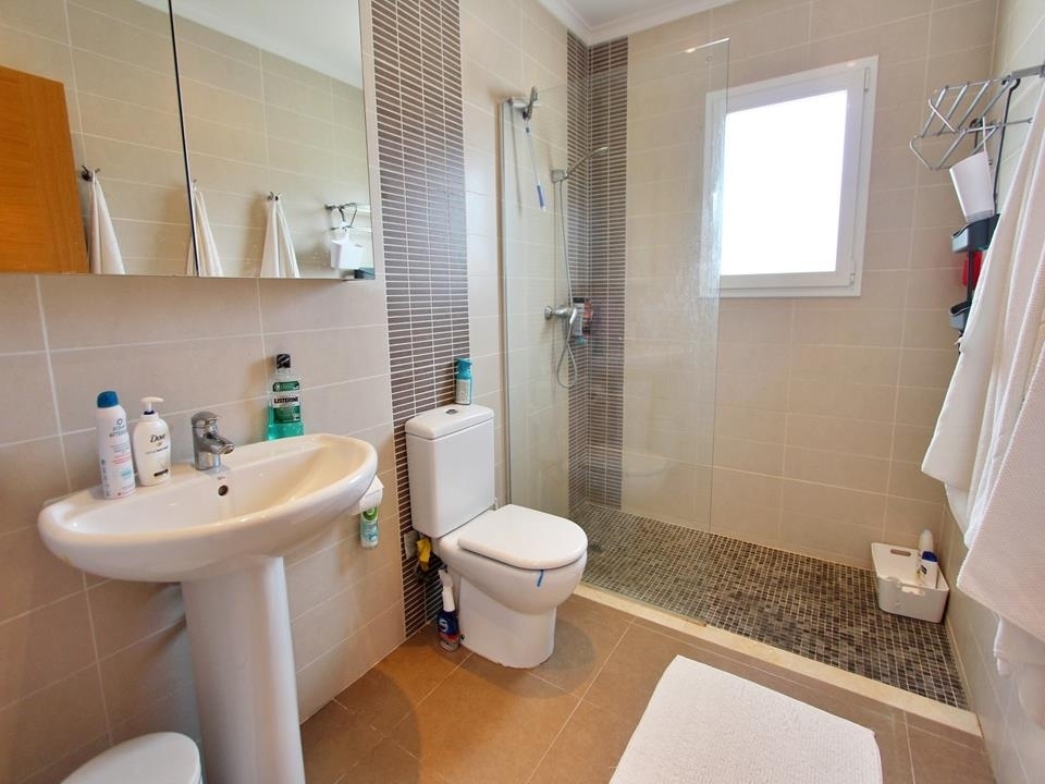 5 bed villa in Benitachell