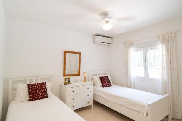 5 bed villa in Javea