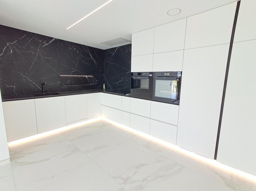 5 bed villa in Altea
