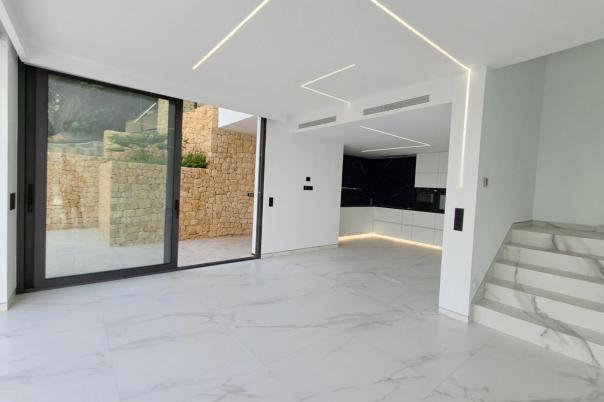5 bed villa in Altea