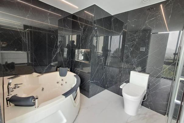 5 bed villa in Altea