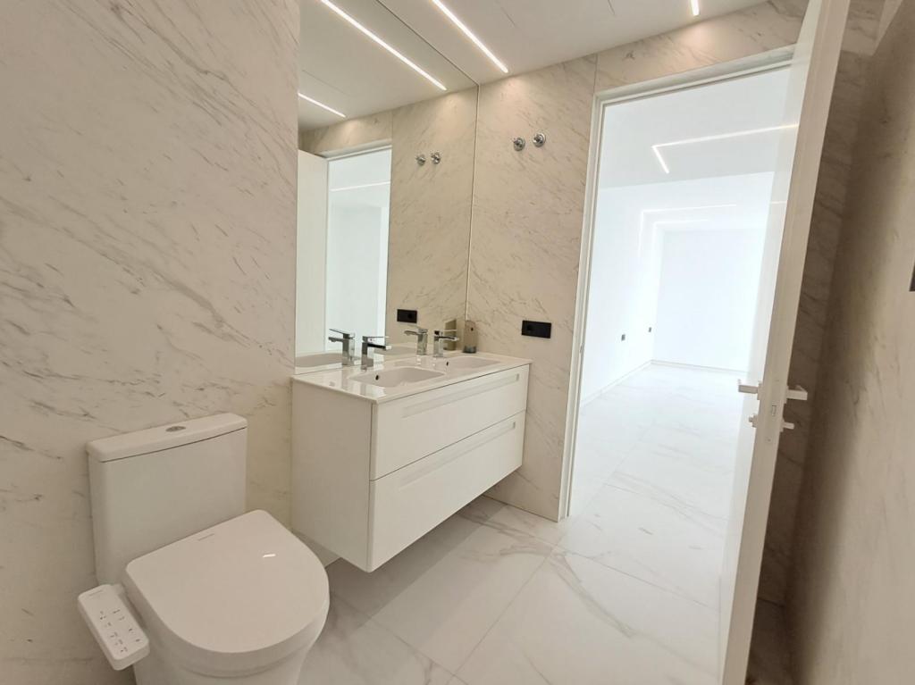 5 bed villa in Altea